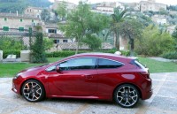 genf-2012-opel-astra-gtc-opc-kommt-small_1.jpg